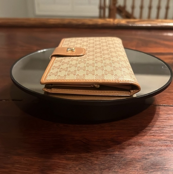 CELINE Vintage Macadam Leather Kisslock Long Wallet - Picture 5 of 10